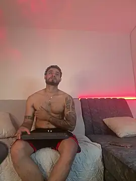 AUSTINN TORRES online show from 03.12.26