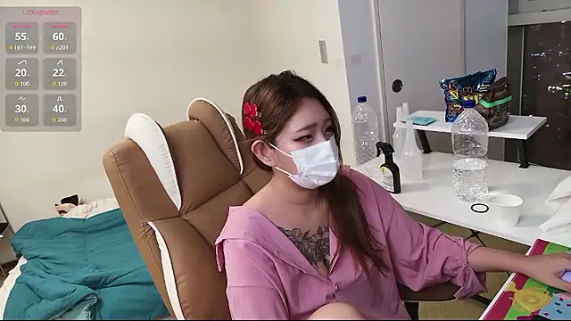 Milk Sola online show from 10.27.25