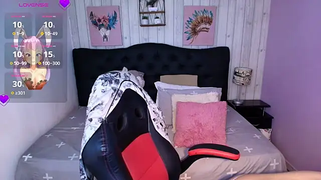  Rachel Jones  online show from 04.15.26