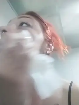 EmilyyRed online show from 12.04.25