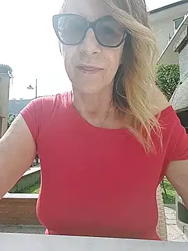 susylux online show from 04.17.26