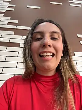 Snapshot of sarah_honey__ chatting on 11.18.25 sarah honey online show from 11.18.25