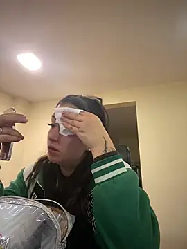 Kloe Novoa online show from 04.17.26