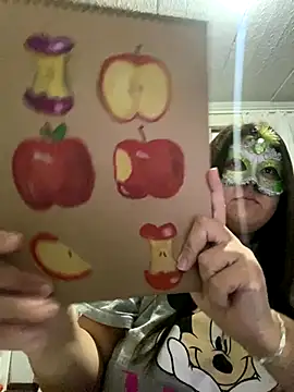 Snapshot of crazzyanne chatting on 11.24.25 crazzyanne online show from 11.24.25