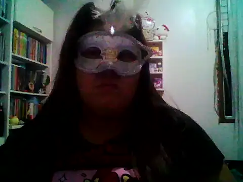 Snapshot of crazzyanne chatting on 12.04.25 crazzyanne online show from 12.04.25