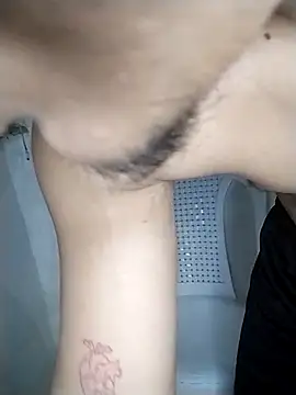 Snapshot of fer_luna chatting on 10.28.25 fer luna online show from 10.28.25