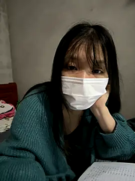 Snapshot of Onno_x chatting on 12.02.25 Onno x online show from 12.02.25