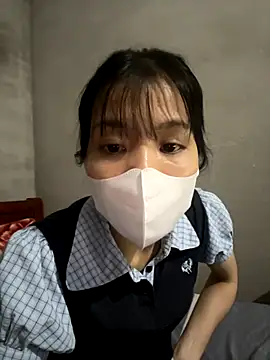 Snapshot of Onno_x chatting on 12.19.25 Onno x online show from 12.19.25