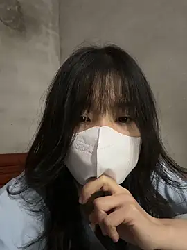 Snapshot of Onno_x chatting on 12.22.25 Onno x online show from 12.22.25