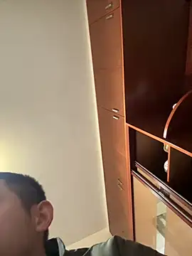 Snapshot of Tsuki988 chatting on 12.14.25 Tsuki988 online show from 12.14.25