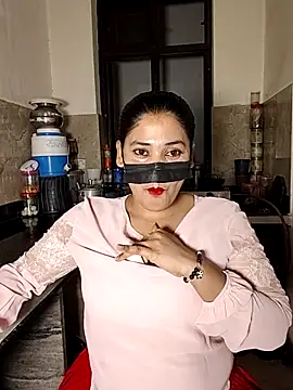 Heena-143 online show from 04.23.26