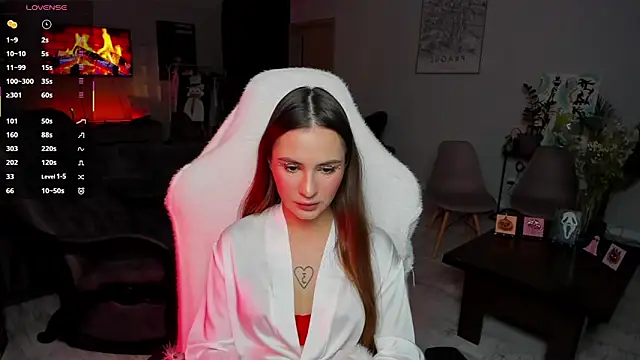 Snapshot of Cleojuice chatting on 11.01.25 Cleojuice online show from 11.01.25