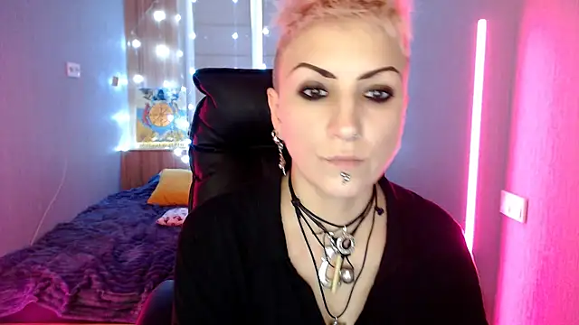 Sweet-n-Strong online show from 12.20.25