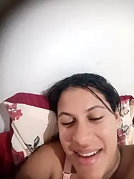 Snapshot of Bebelua chatting on 10.24.25 Bebelua online show from 10.24.25