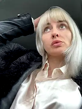 blondegirlx online show from 11.28.25