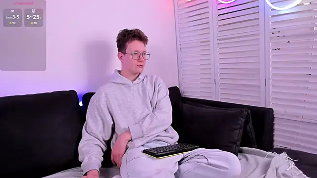 Teddy Parker online show from 11.21.25