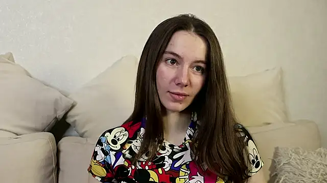 Snapshot of Petalwren chatting on 11.10.25 Petalwren online show from 11.10.25