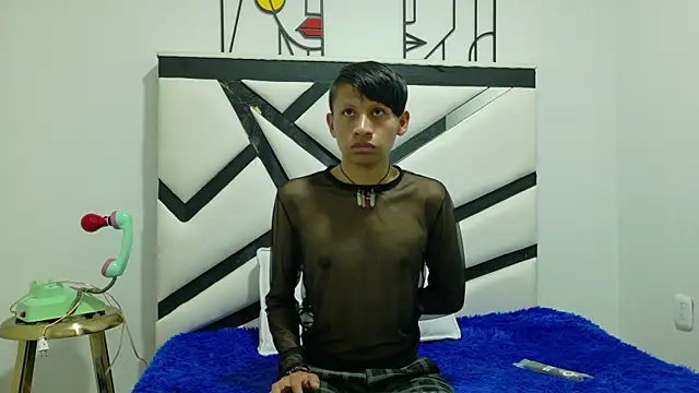 ALEXANDRO BOVER online show from 10.30.25