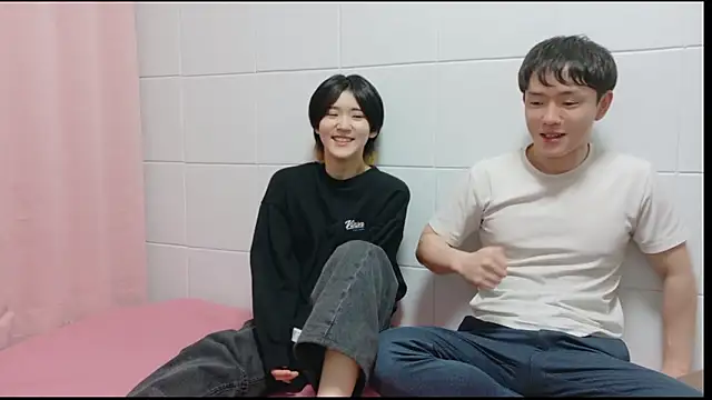 NORA NEKO 2 2 online show from 11.29.25