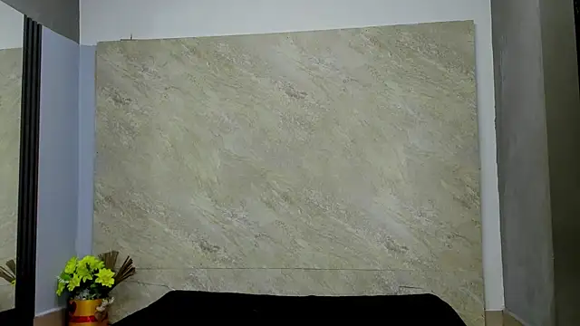 Sarahh-19 online show from 11.15.25