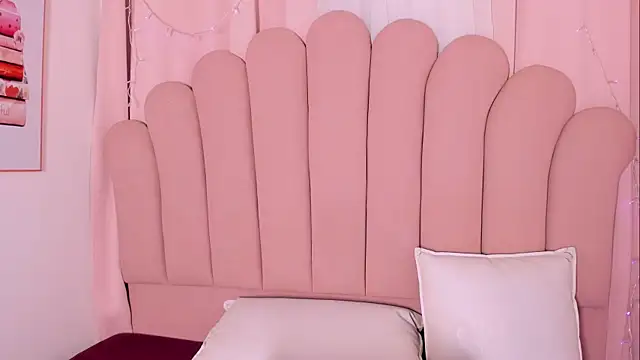 Snapshot of AlyssaVelascuria chatting on 10.26.25 AlyssaVelascuria online show from 10.26.25