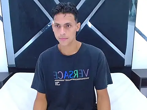 wiltom  online show from 10.28.25