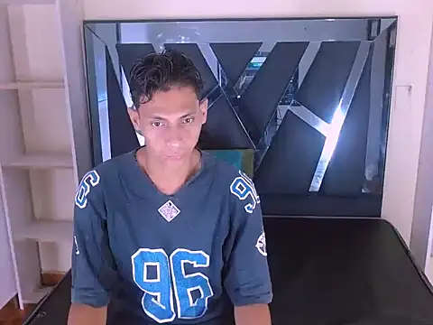 wiltom  online show from 10.31.25