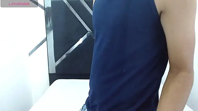 wiltom  online show from 11.04.25