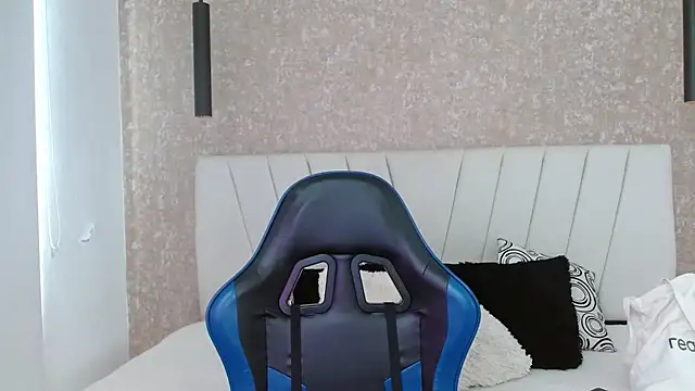 AliceSmity  online show from 03.26.26