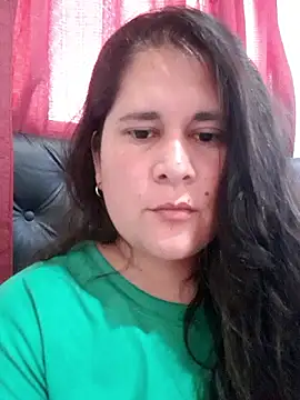 Snapshot of Clara_Arg chatting on 11.16.25 Clara Arg online show from 11.16.25