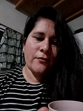 Snapshot of Clara_Arg chatting on 11.23.25 Clara Arg online show from 11.23.25