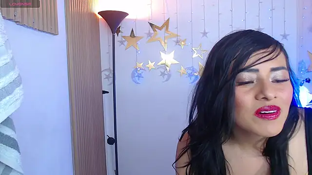 Snapshot of karla_al chatting on 12.02.25 karla al online show from 12.02.25