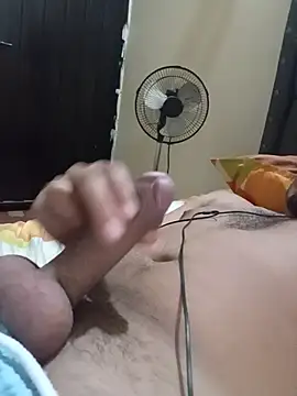 Snapshot of angel_cri chatting on 11.02.25 angel cri online show from 11.02.25