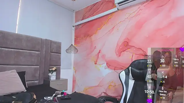 laliItaclark online show from 04.07.26