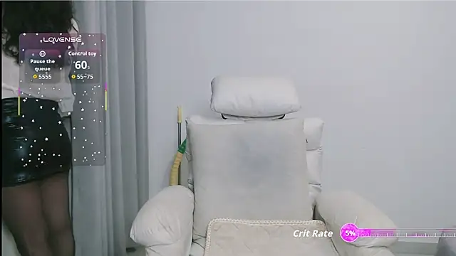 Snapshot of judyli chatting on 12.15.25 judyli online show from 12.15.25