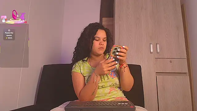 Kesha rosse  online show from 02.25.26