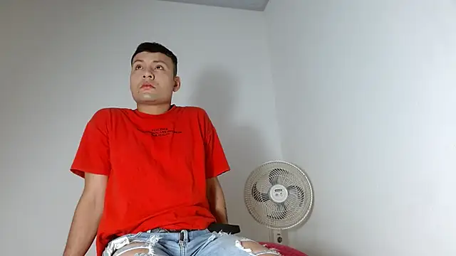 Snapshot of angel666smit chatting on 04.08.26 angel666smit online show from 04.08.26