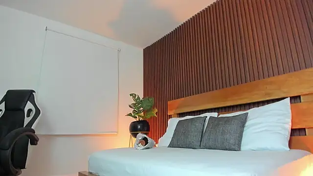 anastasia cortez  online show from 11.16.25