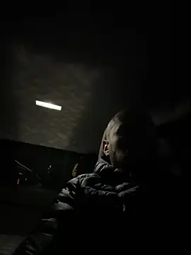 davi73d online show from 12.15.25