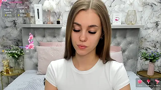 Snapshot of CandysSweet chatting on 02.22.26 CandysSweet online show from 02.22.26