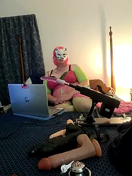 Snapshot of SissymySub chatting on 10.27.25 SissymySub online show from 10.27.25