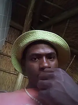 younggblackkCOCK19 online show from 12.17.25