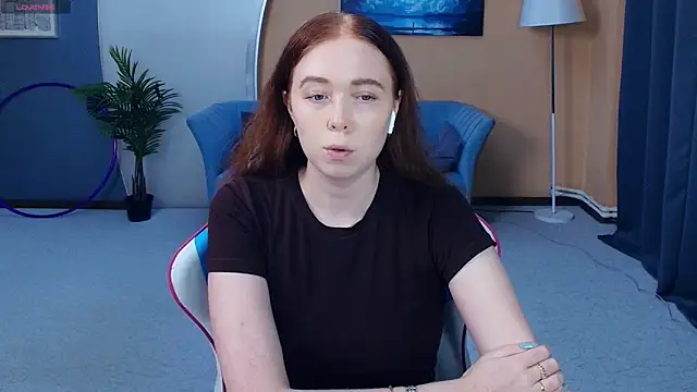 Snapshot of AddieOsler chatting on 06.17.26 AddieOsler online show from 06.17.26