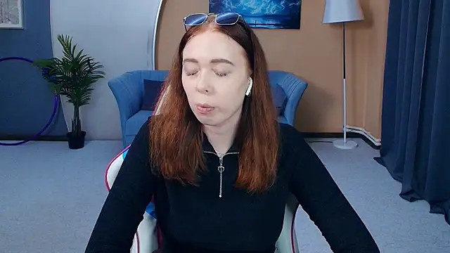 Snapshot of AddieOsler chatting on 06.22.26 AddieOsler online show from 06.22.26