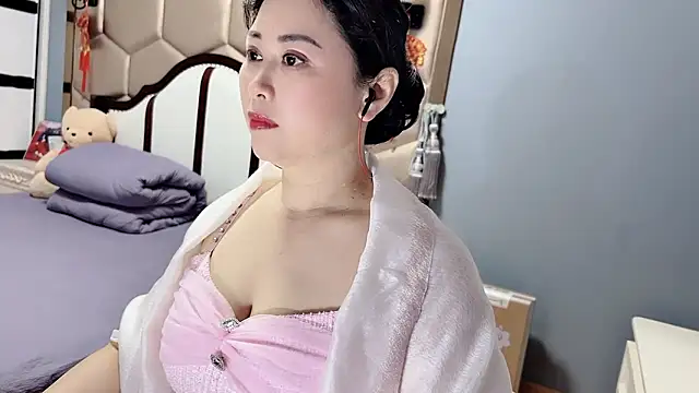 yaoyao22678 online show from 04.01.26