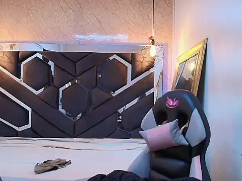 cataleya sambrano online show from 11.19.25