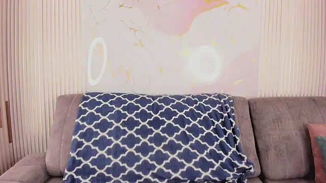 Snapshot of NhoanBrunette chatting on 03.03.26 NhoanBrunette online show from 03.03.26