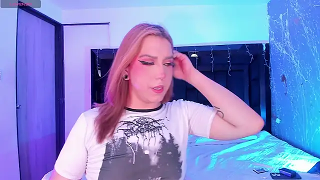 JanneBlossom  online show from 12.14.25