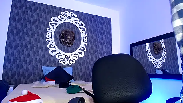 Ghost  Girl  online show from 12.20.25