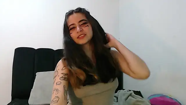 Snapshot of Annagoth_ chatting on 05.28.26 Annagoth online show from 05.28.26